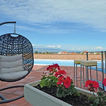 Appartamento 2 Bedroom Stunning In *