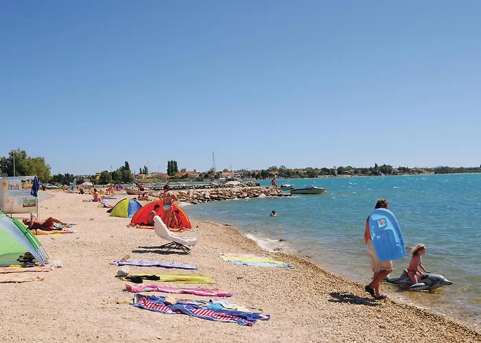 Апартаменты 2 Bedroom Stunning In *